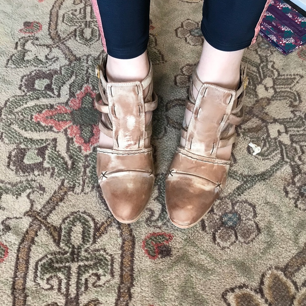 Freebird by Steven Size 9 Women’s Bootie